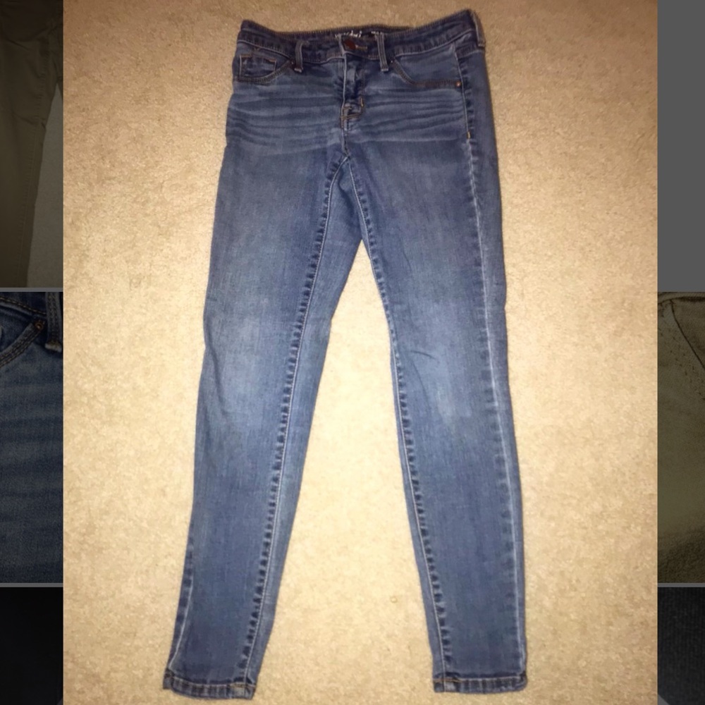 Mid-Rise Jegging